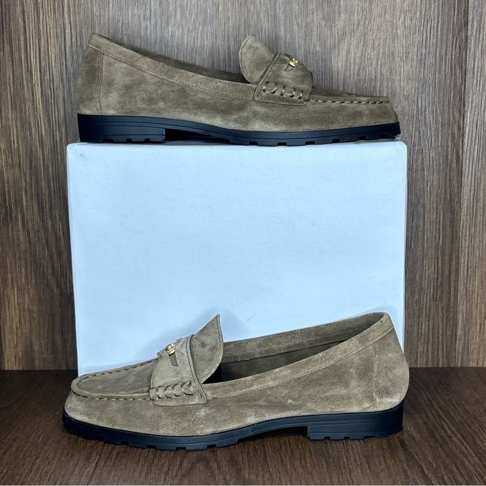 Veronica Beard Penny Lug Loafers Suede Sz 6